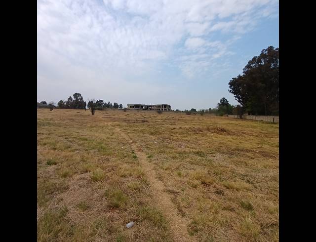 1,995M² VACANT LAND FOR SALE IN HENLEY ON KLIP